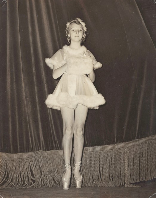 Sigrid at 14, a ballerina